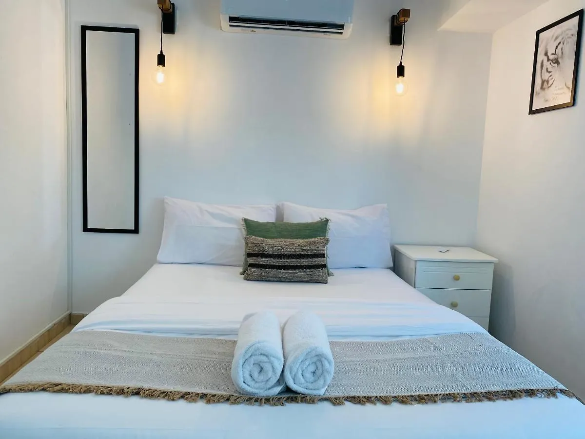 Serena'S 2-Br Apartment In Ларнака