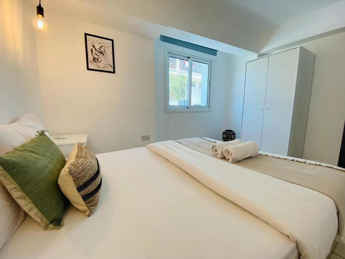Serena'S 2-Br Apartment In Ларнака Кипр